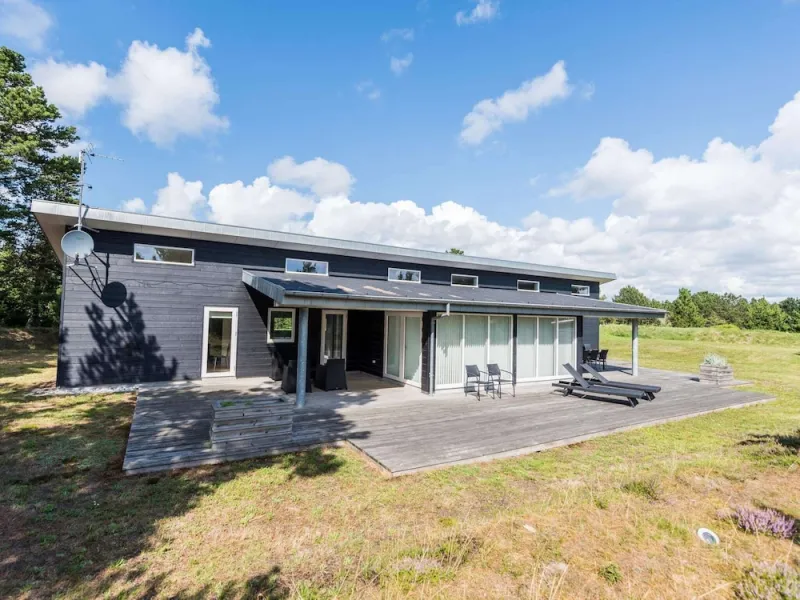Billede 22 af 8 Person Holiday Home in Blavand