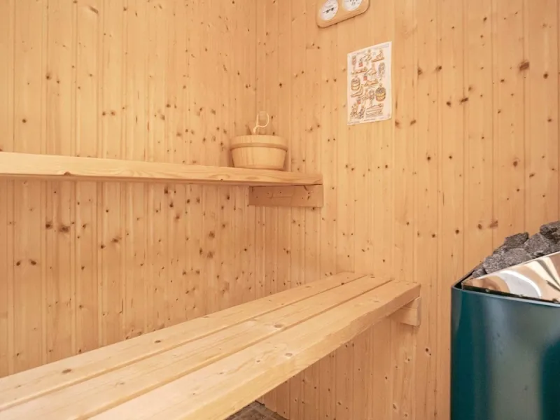 Billede 16 af 9 Person Holiday Home in Albaek