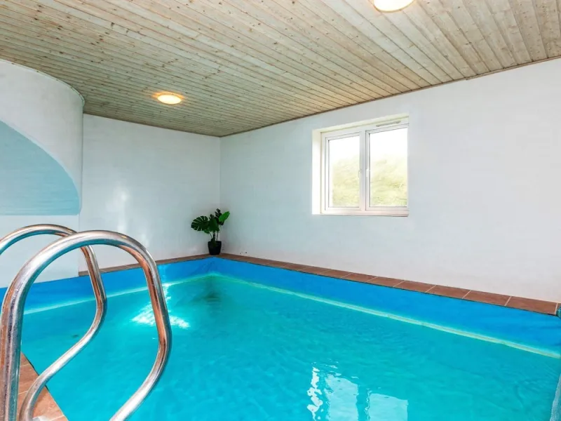 Billede 2 af 10 Person Holiday Home in Frostrup