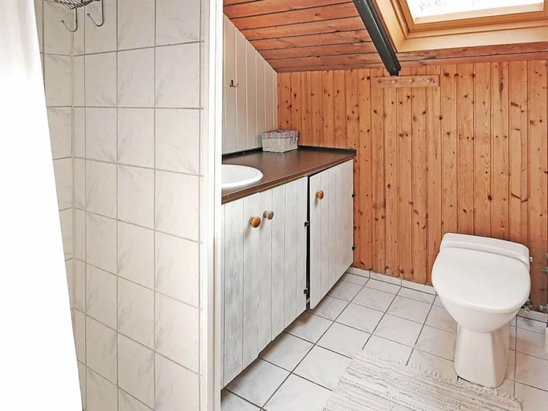 Billede 2 af 6 Person Holiday Home in Rodby