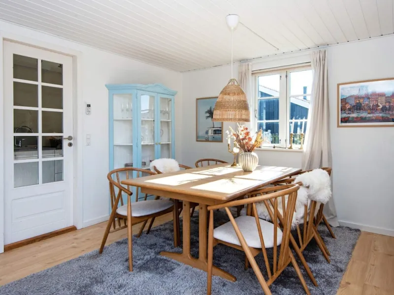 Billede 2 af 8 Person Holiday Home in Grenaa