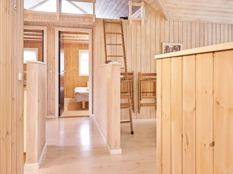 Billede 6 af Cozy Holiday Home in Aakirkeby near Beach