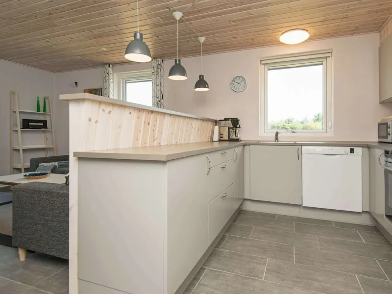 Billede 9 af 6 Person Holiday Home in Henne