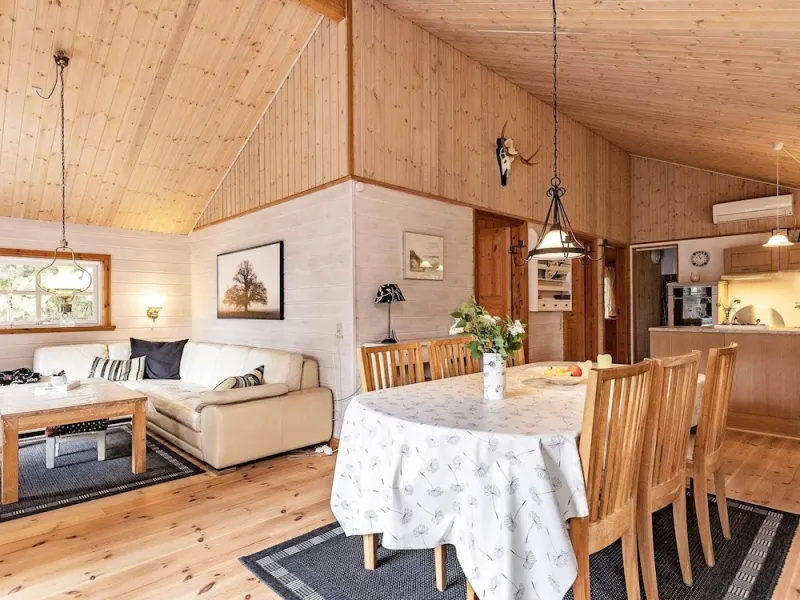 Billede 17 af Elegant Holiday Home in Blåvand near Sea