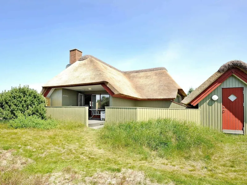 6 Person Holiday Home in Blavand