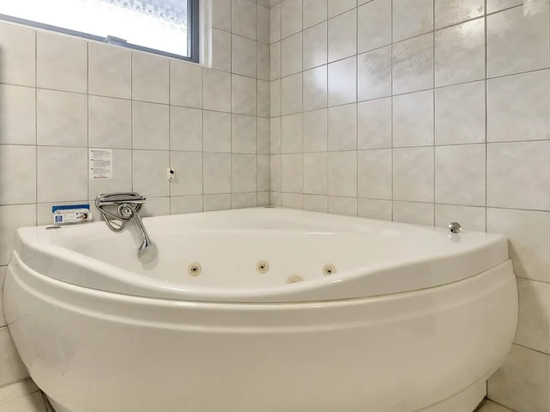 Billede 3 af 8 Person Holiday Home in Vaeggerlose