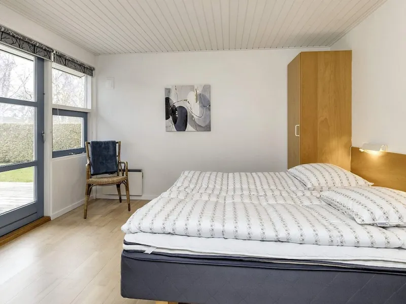 Billede 24 af 8 Person Holiday Home in Vaeggerlose