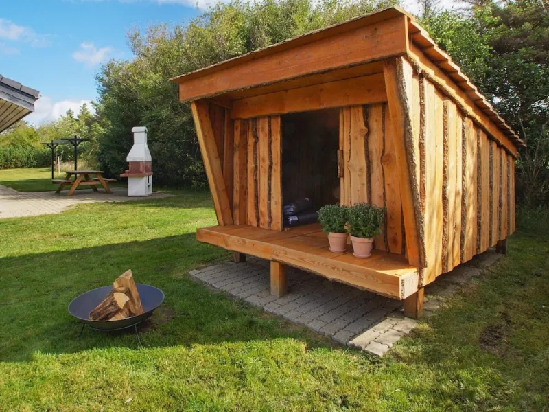 Billede 9 af Spacious Holiday Home in Tarm near Beach
