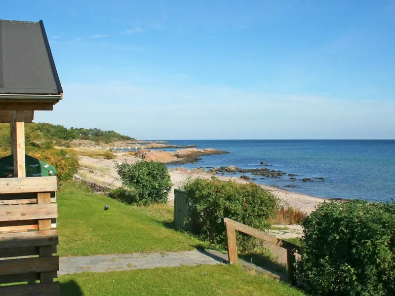 Billede 9 af 6 Person Holiday Home in Allinge