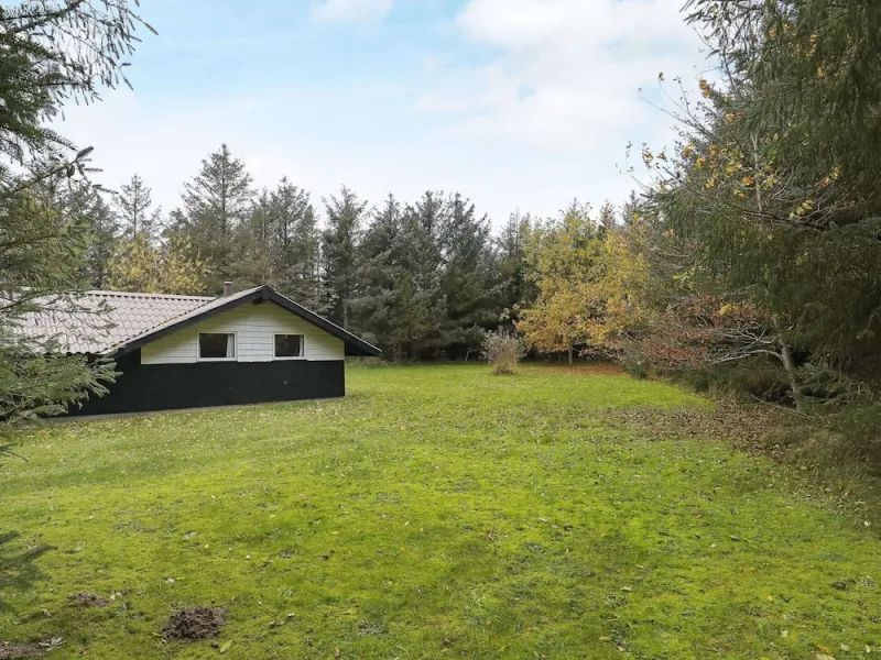 Billede 9 af 6 Person Holiday Home in Lokken