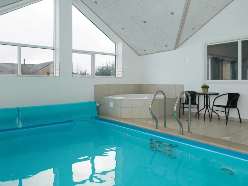 Billede 2 af 16 Person Holiday Home in Romo