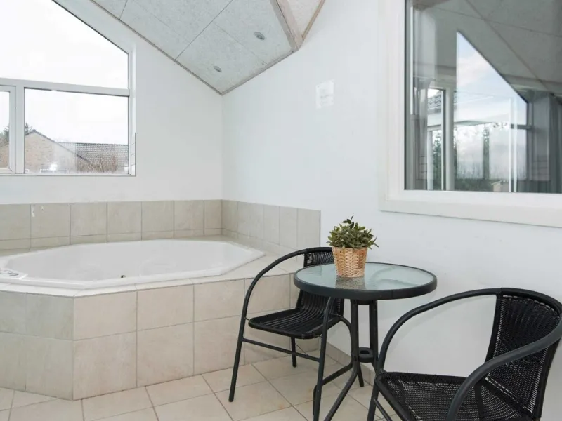 Billede 5 af 16 Person Holiday Home in Romo