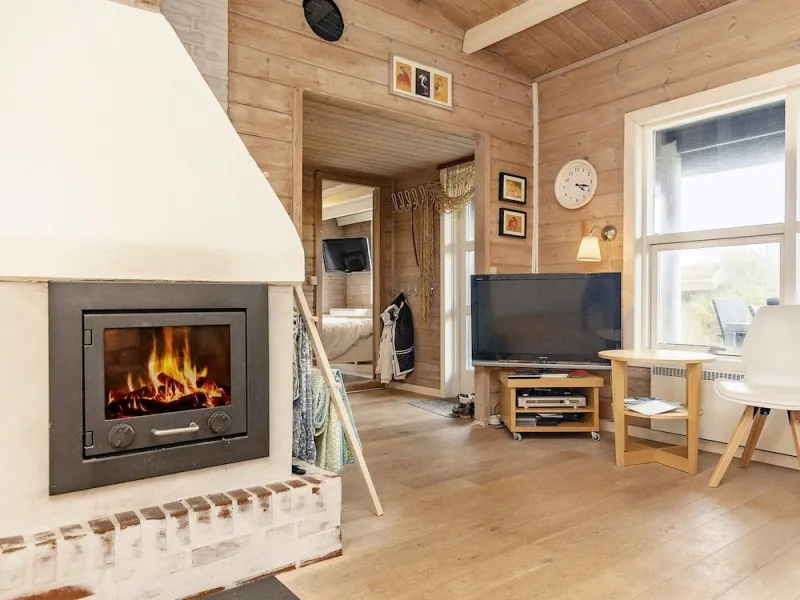 Billede 5 af 10 Person Holiday Home in Lokken