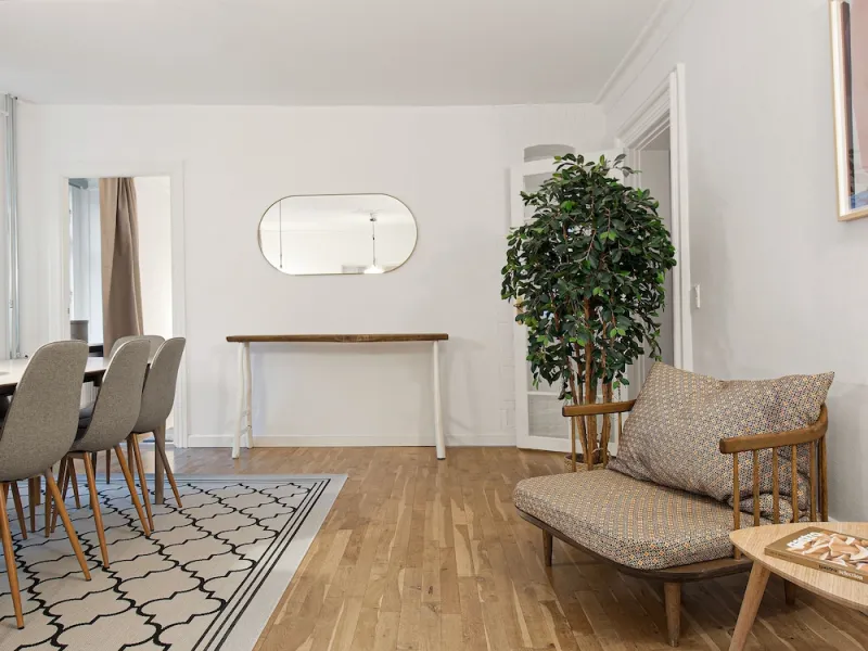 Billede 8 af Sanders Stage - Cozy 4-bdr Apt Near Nyhavn