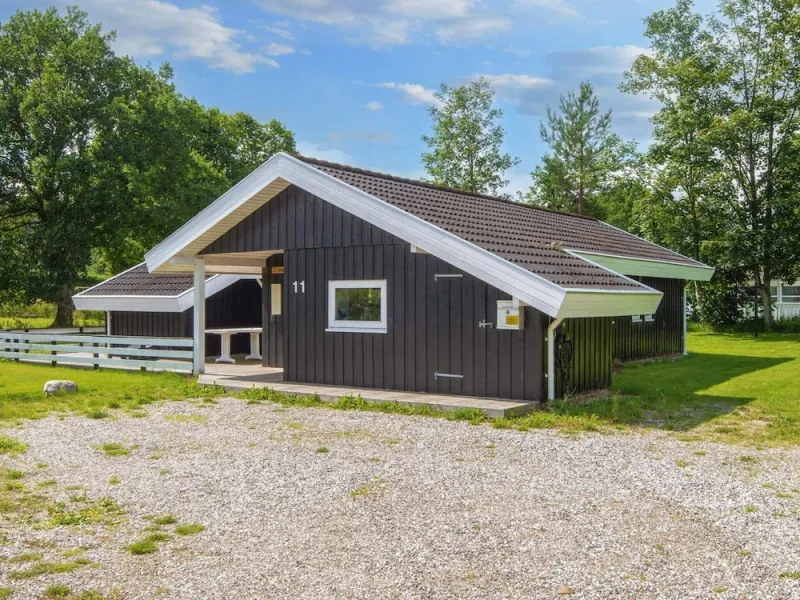 Billede 14 af Modern Holiday Home in Glesborg with Hot Tub & Sauna