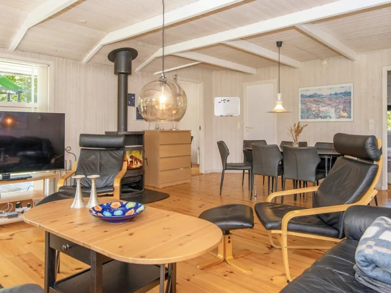 Billede 20 af Modern Holiday Home in Glesborg with Hot Tub & Sauna