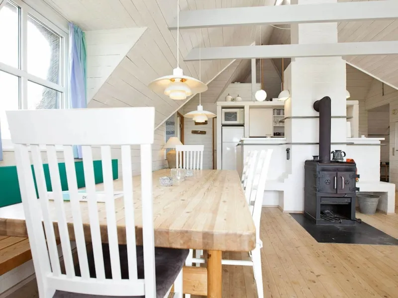 Billede 2 af 10 Person Holiday Home in Blavand