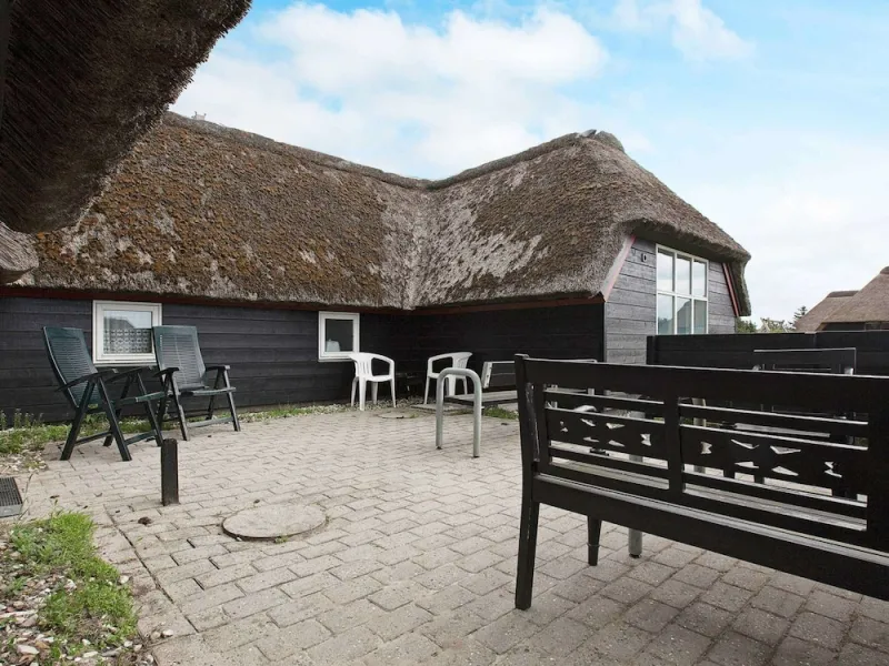 Billede 10 af 10 Person Holiday Home in Blavand