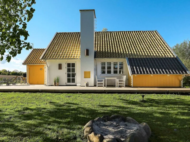 Billede 19 af 8 Person Holiday Home in Frorup