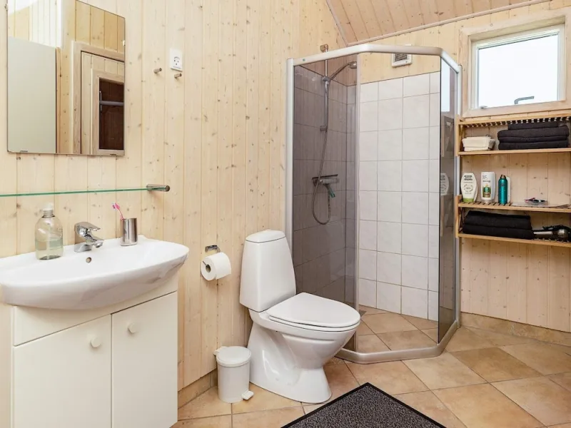 Billede 10 af 8 Person Holiday Home in Farso