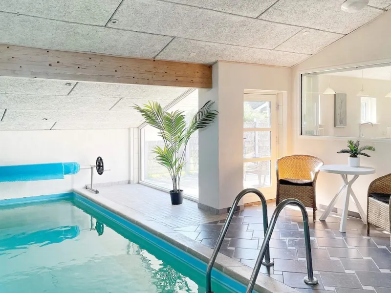 Billede 7 af 12 Person Holiday Home in Vaeggerlose