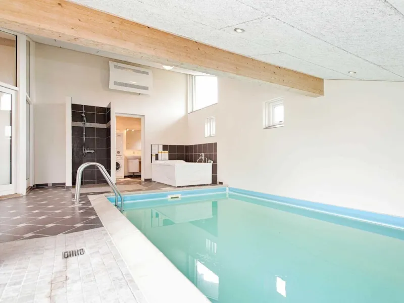 Billede 18 af 12 Person Holiday Home in Vaeggerlose