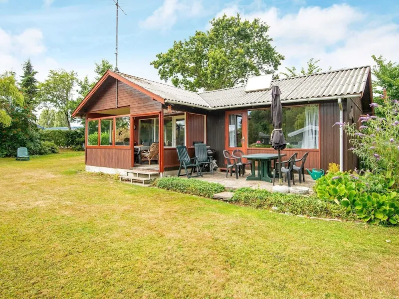 Peaceful Holiday Home in Sydals near Sea
