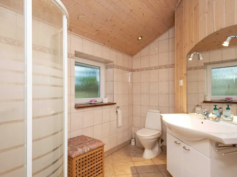 Billede 2 af 10 Person Holiday Home in Ringkobing