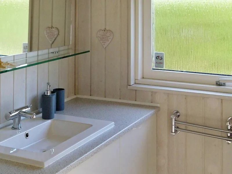 Billede 24 af 6 Person Holiday Home in Borkop