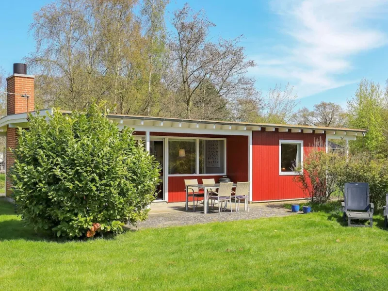 Billede 10 af 6 Person Holiday Home in Stege
