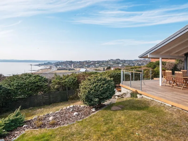 Cozy Holiday Home in Ebeltoft near Sea