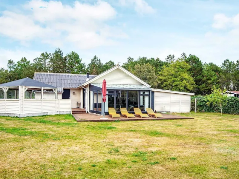 Billede 3 af Enticing Holiday Home in Midtjylland near Sea