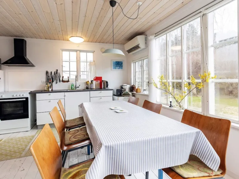 Billede 6 af 5 Person Holiday Home in Faxe Ladeplads