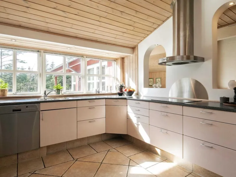 Billede 8 af 10 Person Holiday Home in Albaek