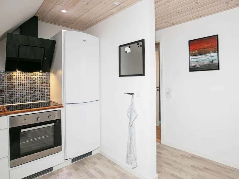 Billede 10 af 6 Person Holiday Home in Saeby