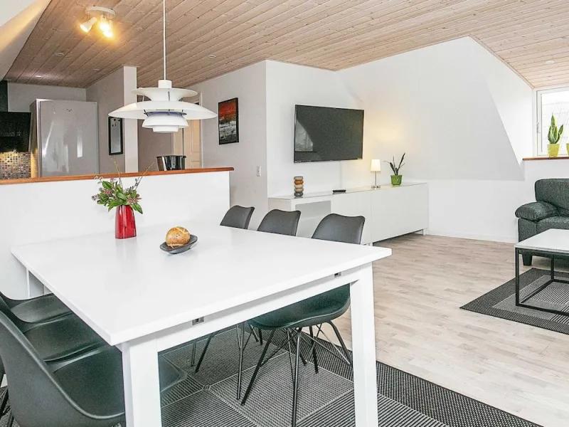 Billede 17 af 6 Person Holiday Home in Saeby