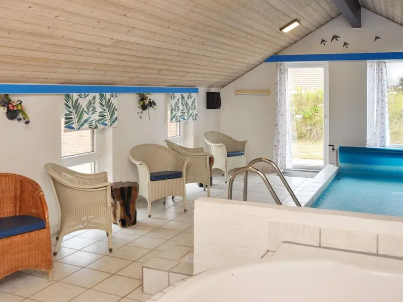 Billede 16 af 8 Person Holiday Home in Harboore