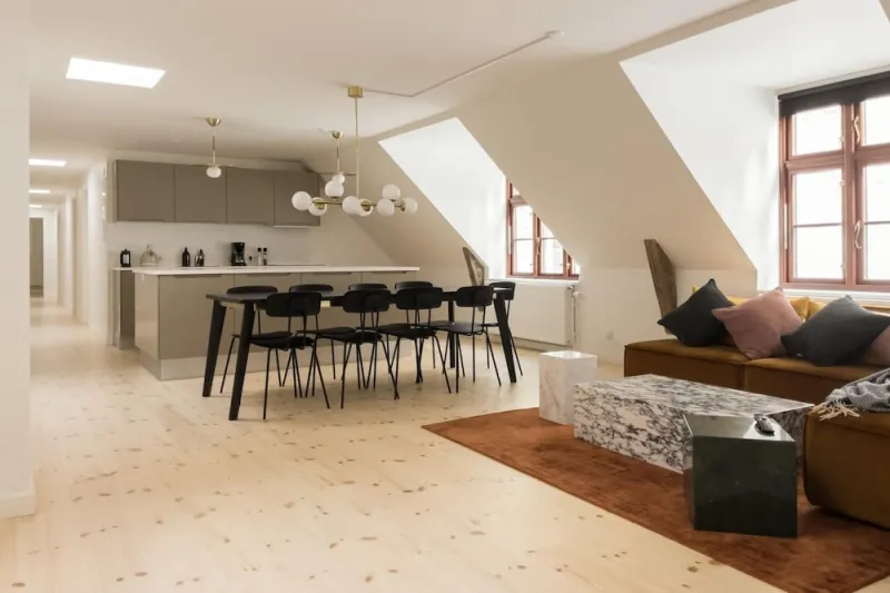 Billede 48 af Central Apt Newly Renovated Shopping Street