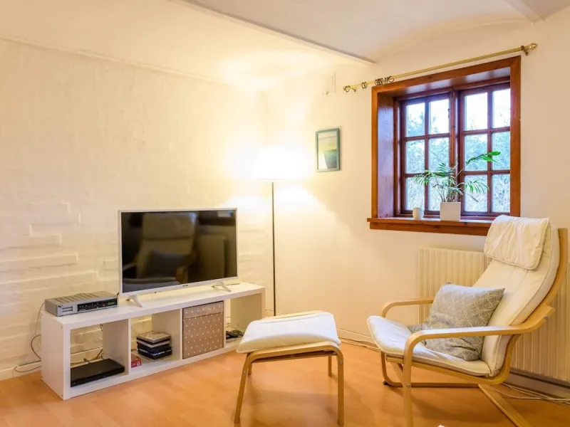 Billede 2 af 4 Person Holiday Home in Henne