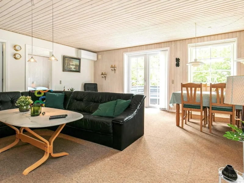 Billede 8 af 8 Person Holiday Home in Blavand