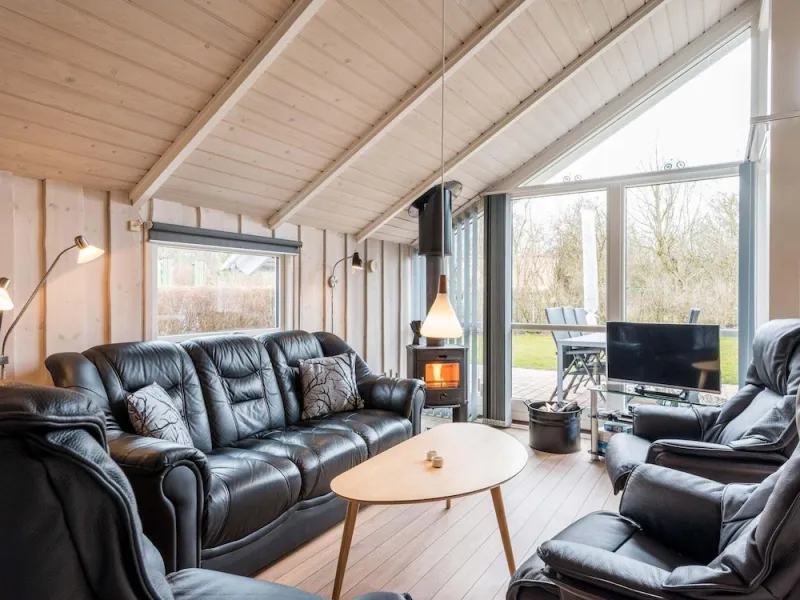 Billede 9 af 6 Person Holiday Home in Oksbol