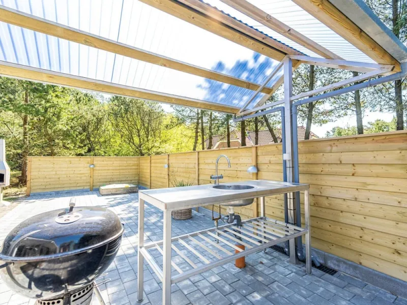 Billede 2 af 8 Person Holiday Home in Blavand