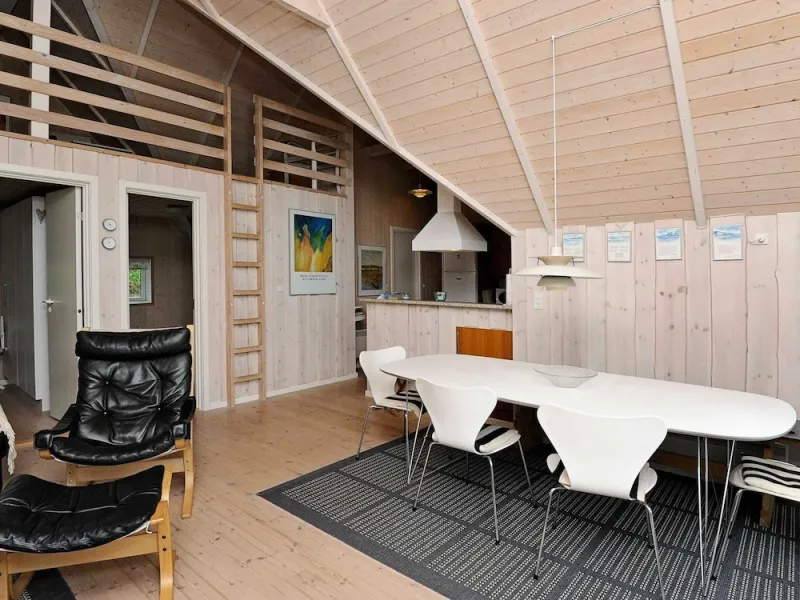 Billede 17 af 6 Person Holiday Home in Blavand