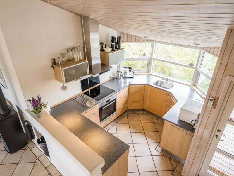 Billede 2 af 8 Person Holiday Home in Hvide Sande