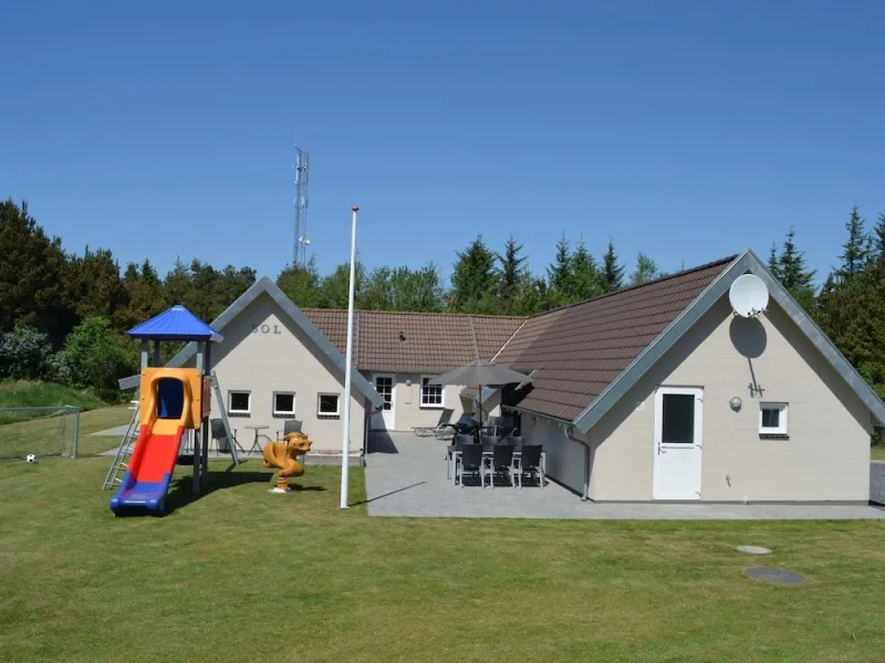 9 Person Holiday Home in Blavand