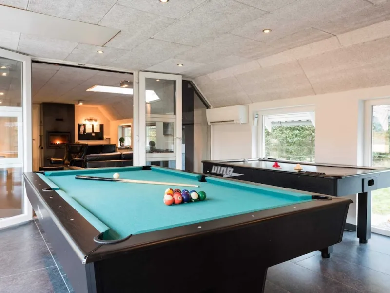 Billede 9 af 9 Person Holiday Home in Blavand