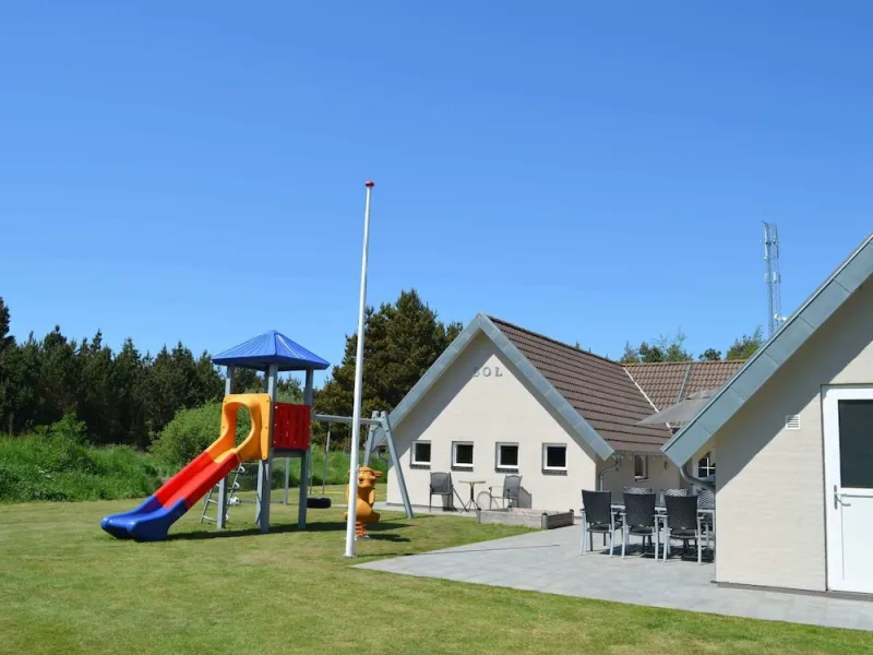 Billede 15 af 9 Person Holiday Home in Blavand