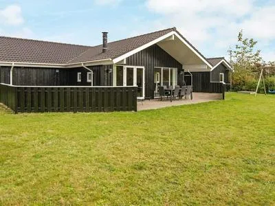 Billede 20 af 8 Person Holiday Home in Tarm