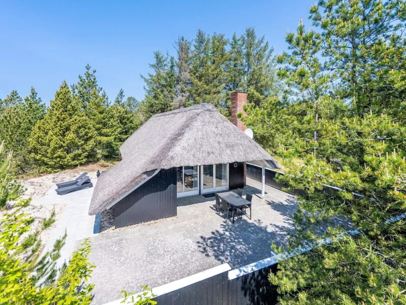 5 Person Holiday Home in Blavand