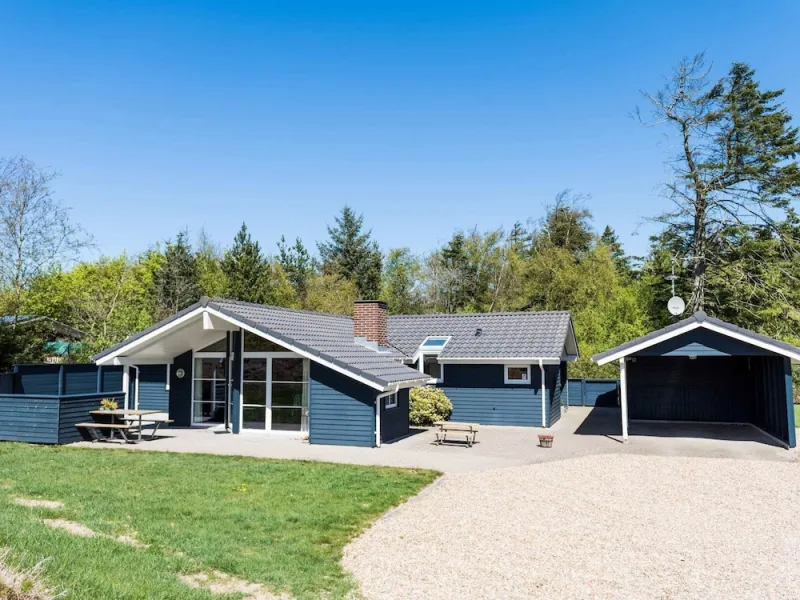 6 Person Holiday Home in Henne